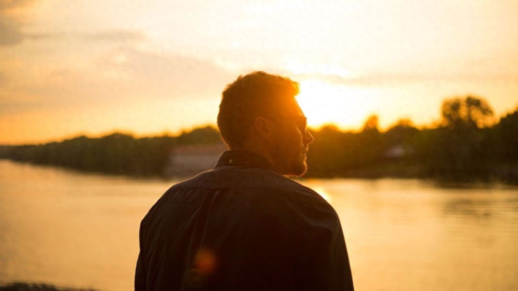 广发聚丰基金今日净值多少？实时价格表与最新动态一网打尽