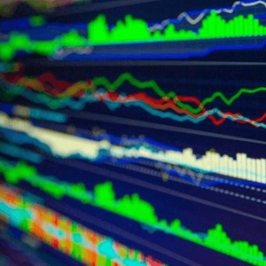 中际旭创被纳入中证A50指数 ETF是否被动高位接盘_中际旭创股东减持与ETF被动买入分析_富时a50指数是什么