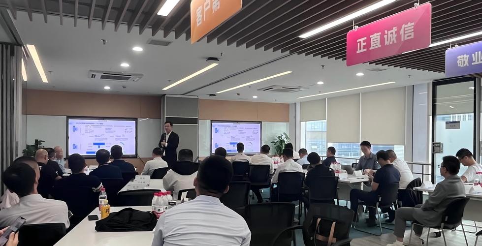 芝加哥期权交易所 郑学勤 国际期货大会 期权发展_期权是金融衍生品吗