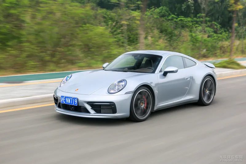 保时捷911Carrera 4S参数_兰博基尼跑车价钱_保时捷911Carrera 4S评测